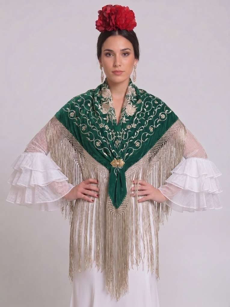 Mantón seda isabel verde botella bordado beige - Lunares del Este