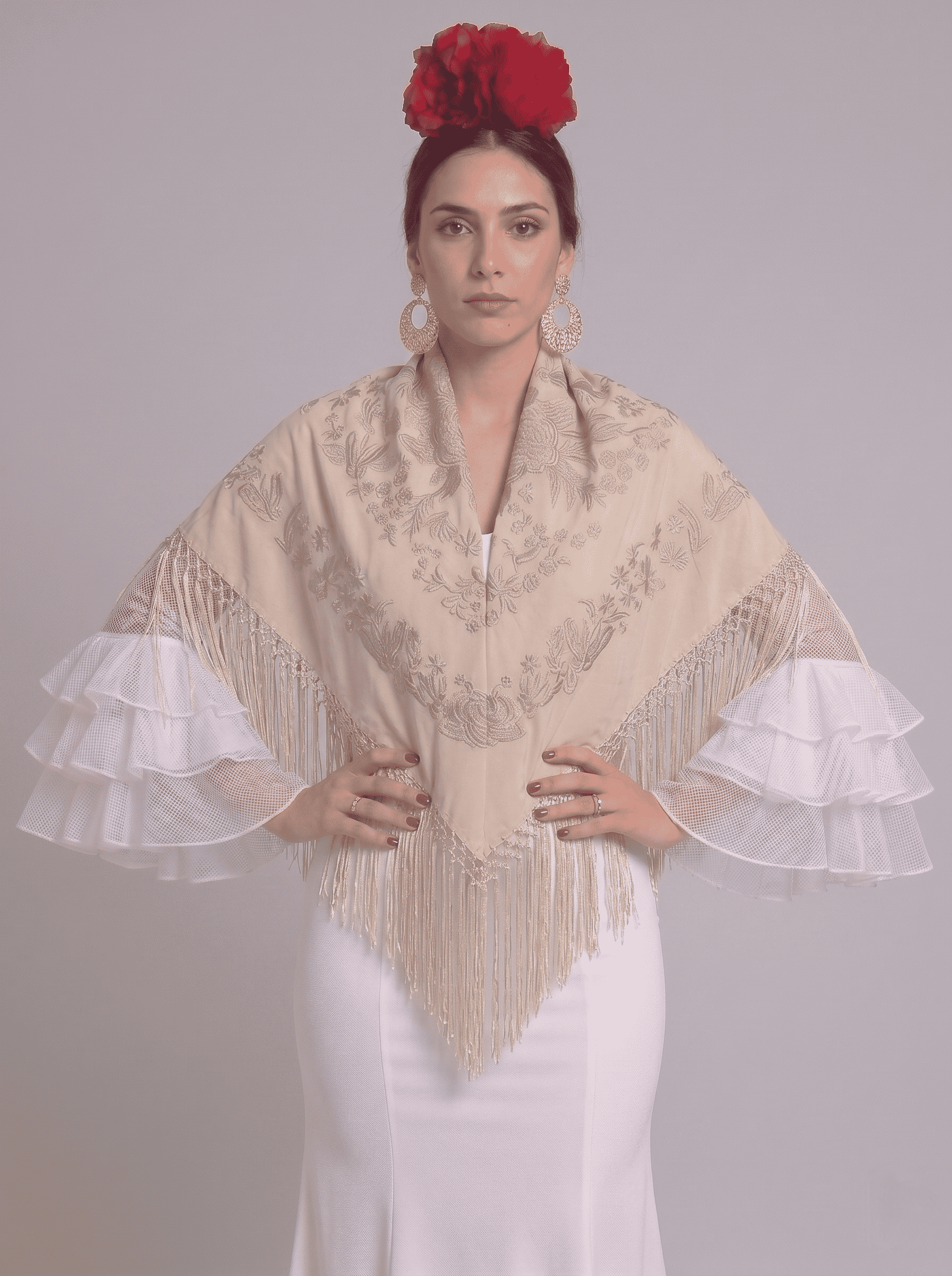 Mantón algodón raquel beige topo bordado beige - Lunares del Este
