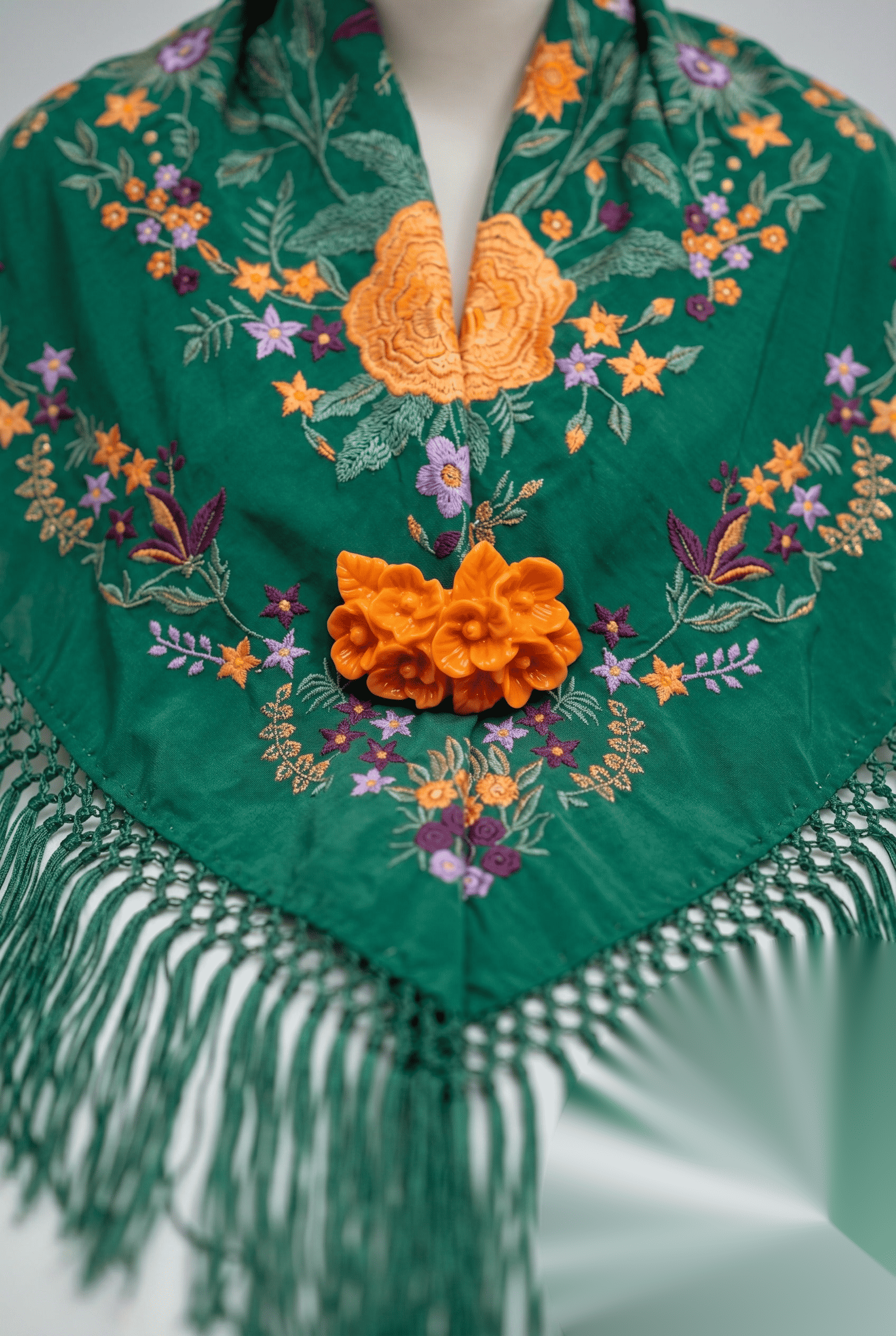 Broche flor naranja niña - Lunares del Este