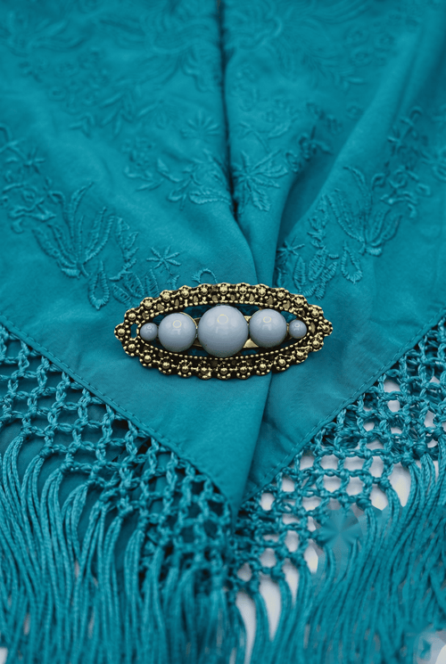 Broche antiguo celeste niña - Lunares del Este