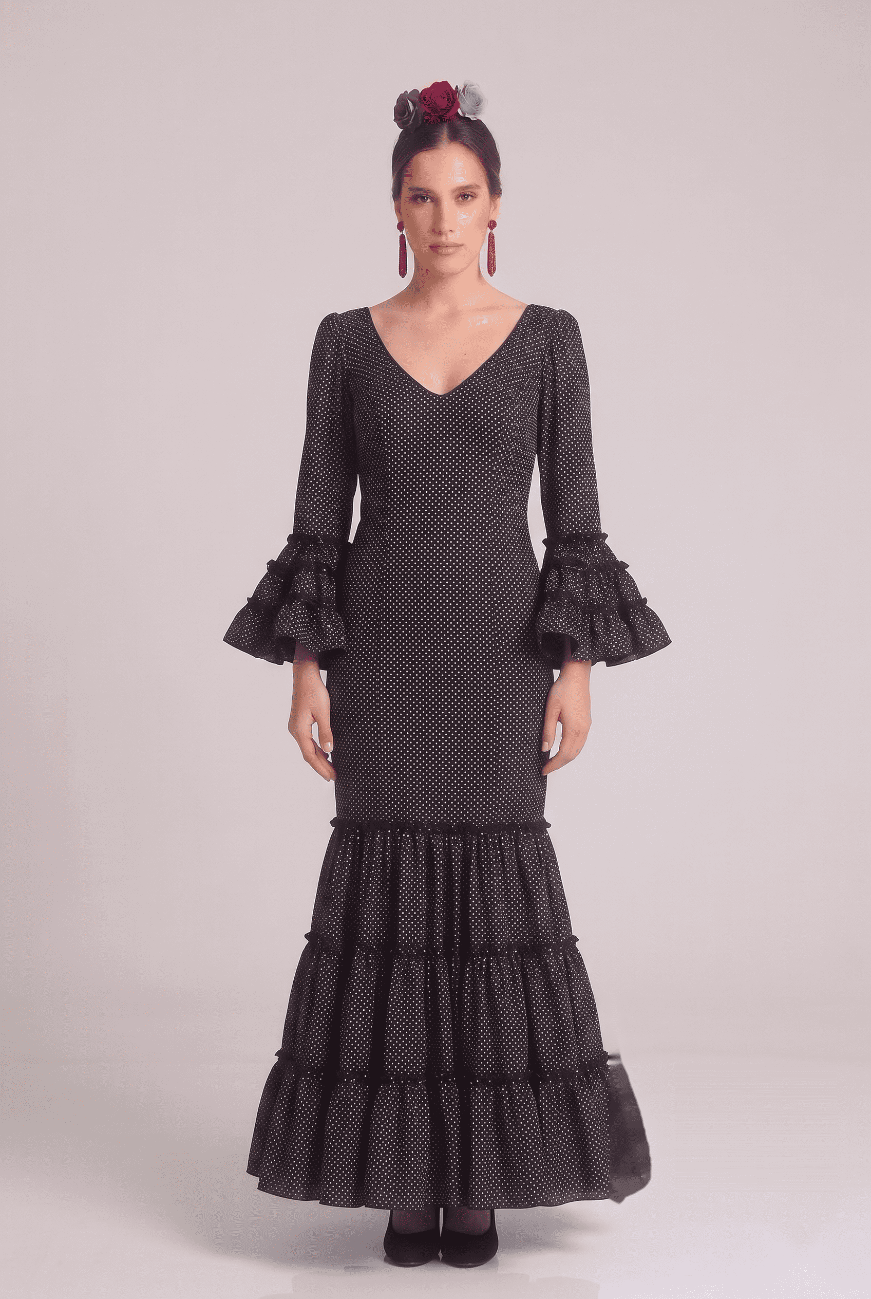 Traje flamenca cordoba negro lunar blanco - Lunares del Este