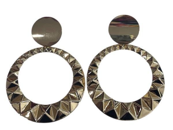 Pendiente aro relieve dorado